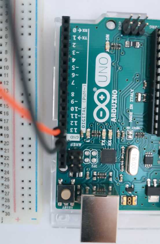 Умный сад на базе Arduino GIGA R1 WiFi: Пример проекта с автоматическим поливом и контролем условий